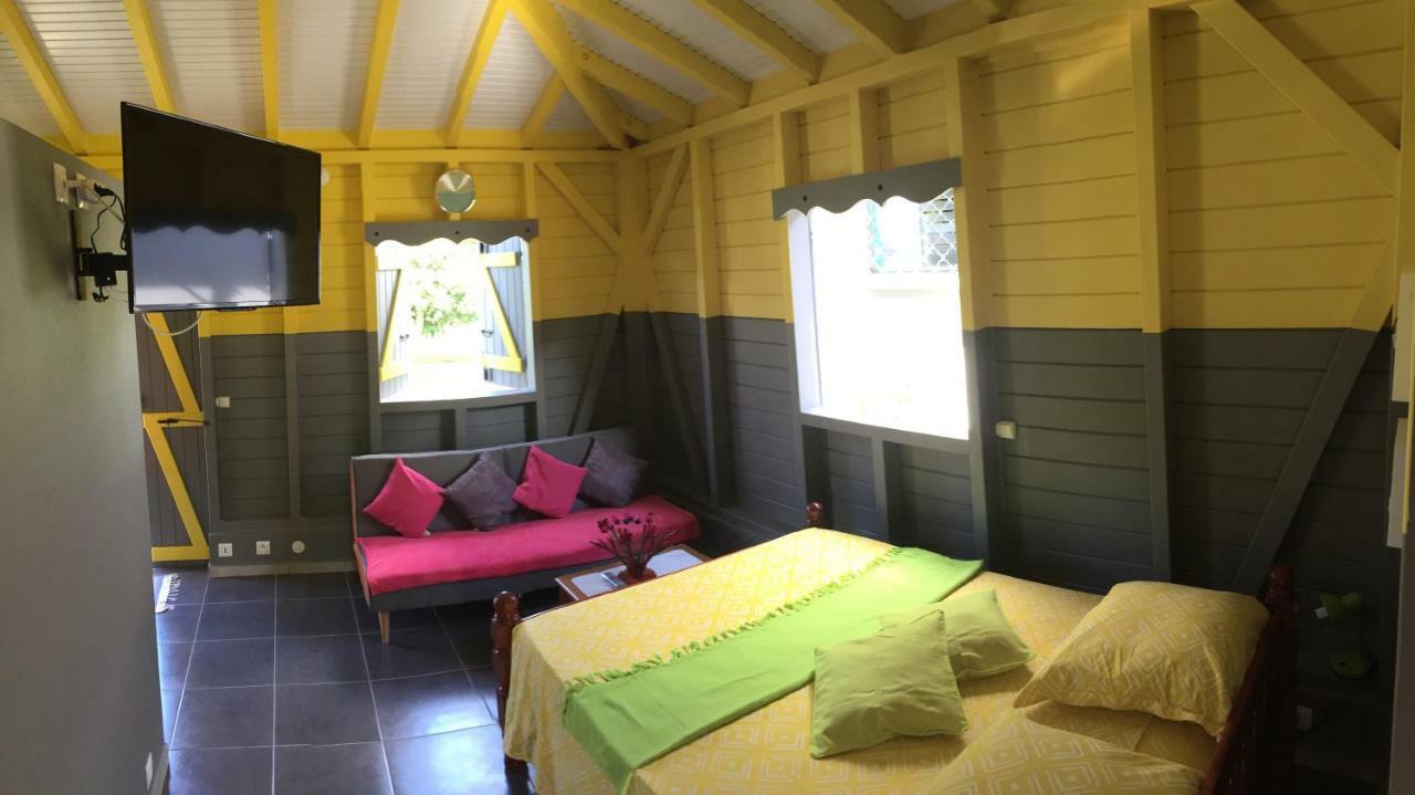 Ti Kaz En Bois Sainte-Rose Exterior foto