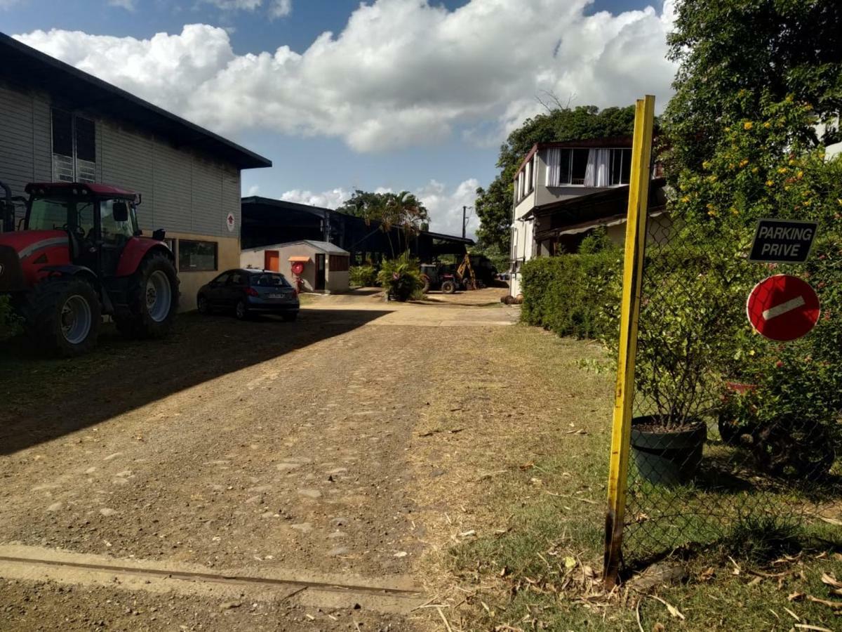 Ti Kaz En Bois Sainte-Rose Exterior foto